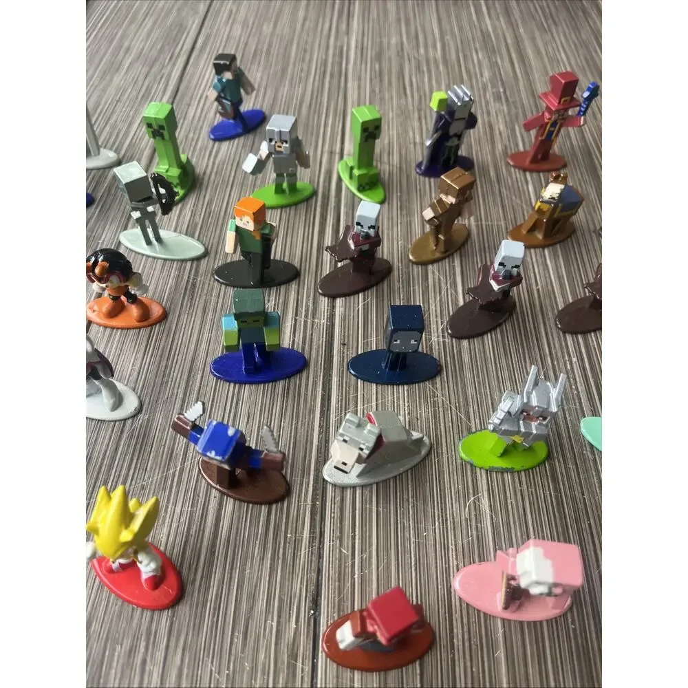 Lot of 80 Diecast Sonic / Minecraft Nano Figures Jada Toys Metal Figurines